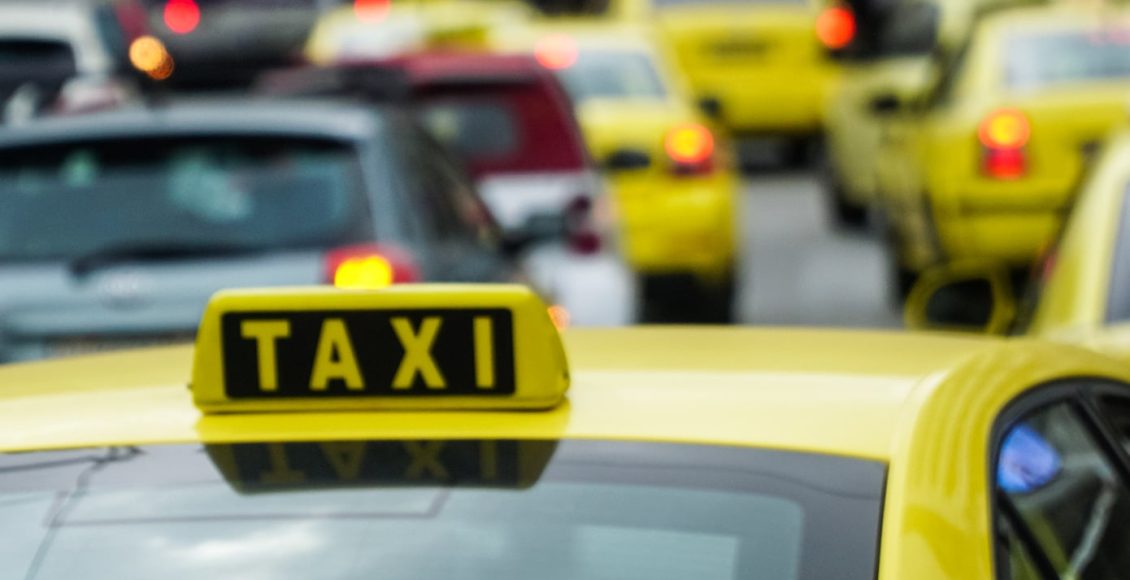 Νέα-24ωρη-κινητοποίηση-των-οδηγών-ταξί-–-Συνεχίζουν-την-απεργία