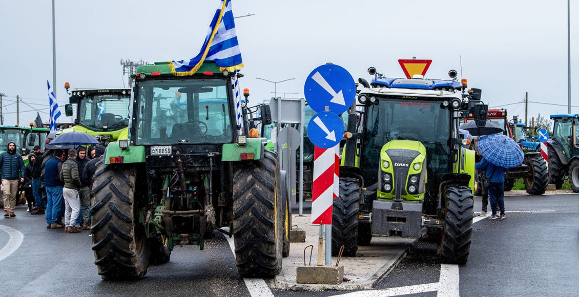 Αναβλήθηκε-η-δίκη-των-δύο-συλληφθέντων-αγροτών-–-Σε-νέα-κινητοποίηση-συμπαράστασης-κάλεσαν-οι-αγρότες-του-μπλόκου-της-Νίκαιας