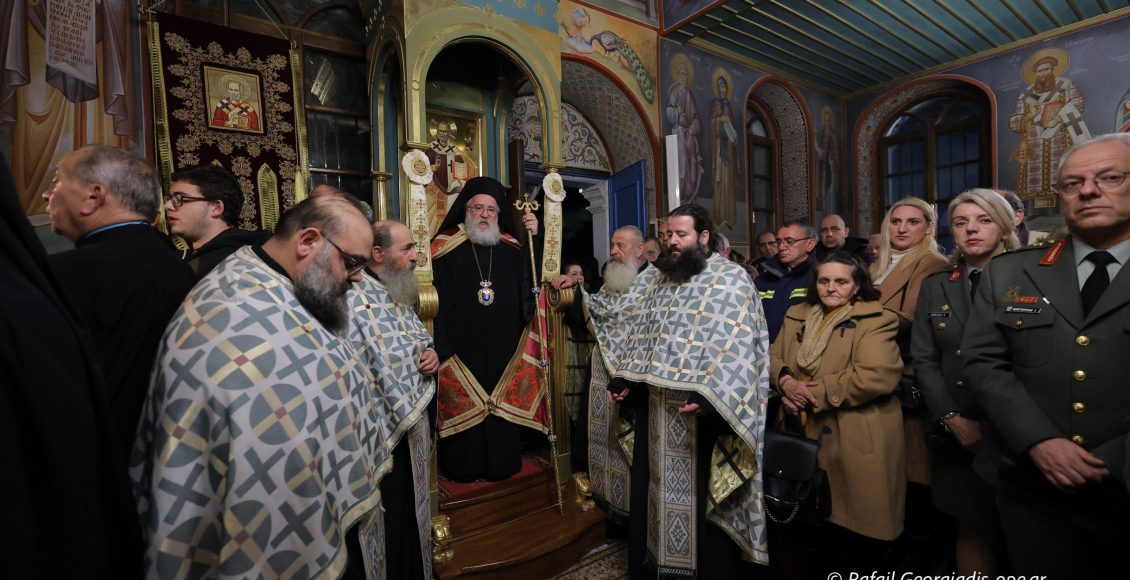 Το-ope.gr-στο-Πόρτο-Λάγος:-Πανηγυρικός-Εσπερινός-Αγίου-Νικολάου-στο-ομώνυμο-Βατοπαιδινό-Μετόχι-(ΦΩΤΟ)