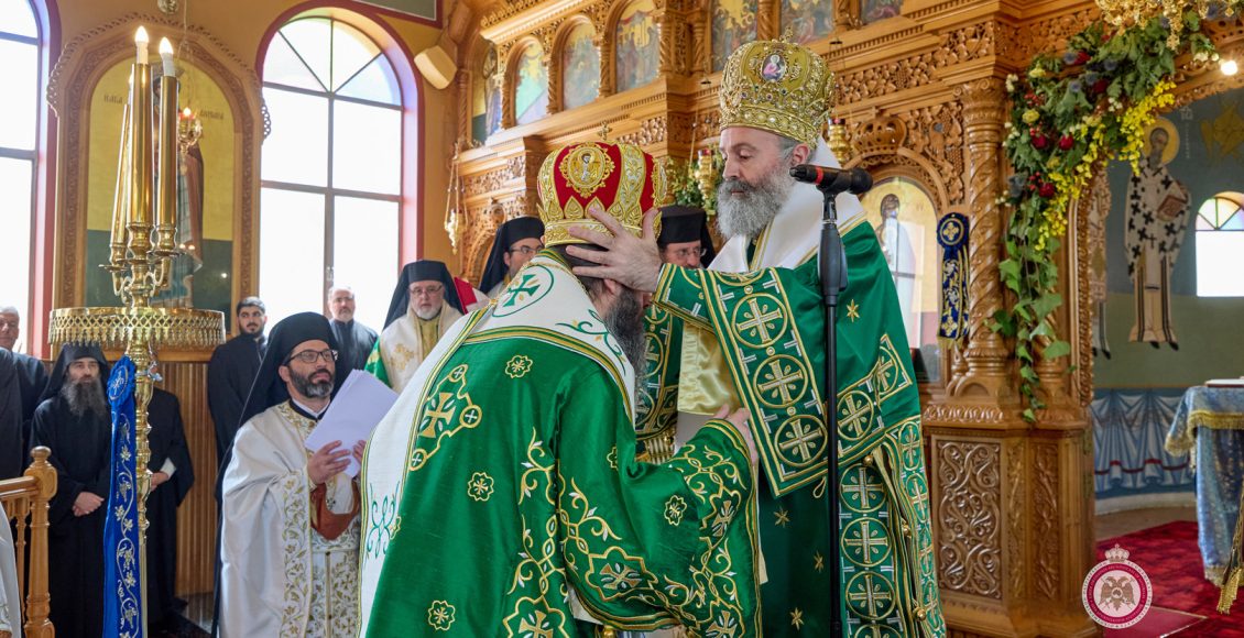 Με-λαμπρότητα-πραγματοποιήθηκε-η-ενθρόνιση-του-Επισκόπου-Καμπέρας-Αθηναγόρου