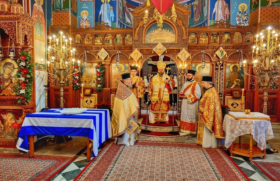 Μαρωνείας-Παντελεήμων:-Ο-Άγιος-Νικόλαος-κατανύσσει-τα-κύματα-του-βίου-κάθε-πιστού