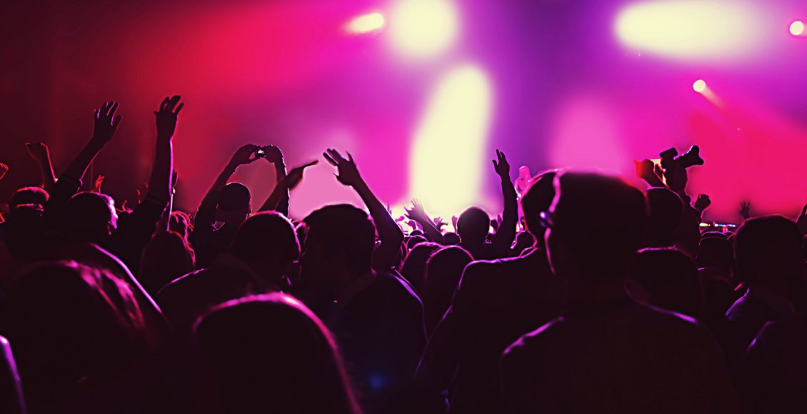 Επιχείρηση-«Νυχτερινός-Ποιμήν»-για-τον-εντοπισμό-ανηλίκων-σε-μπαρ-–-Έγιναν-οι-πρώτες-συλλήψεις