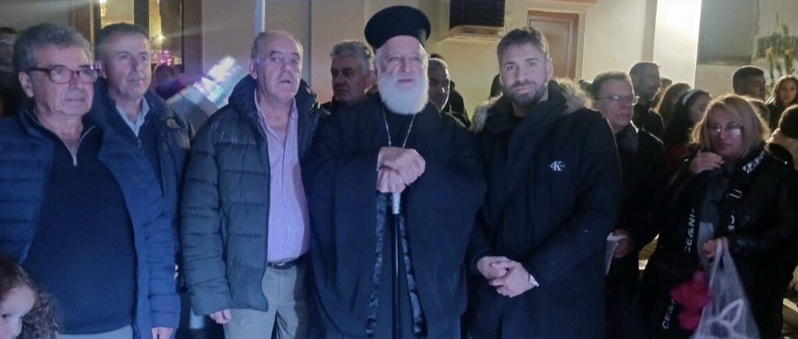 Φωταγώγηση-Χριστουγεννιάτικου-δέντρου-στην-Πολυθέα-Πεδιάδος