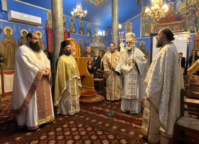 Ο-Επίσκοπος-Σκοπέλου-Νικόδημος-στην-Αγία-Σοφία-Ξηροβρύσης-Χαλκίδος