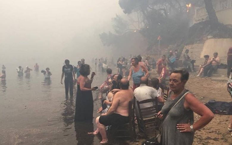 Ρυθμίσεις-στήριξης-για-τους-πληγέντες-στο-Μάτι-και-στη-Μάνδρα-–-eιδική-σύνταξη,-πλήρης-υγειονομική-κάλυψη-για-τους-εγκαυματίες-και-διαγραφές-οφειλών