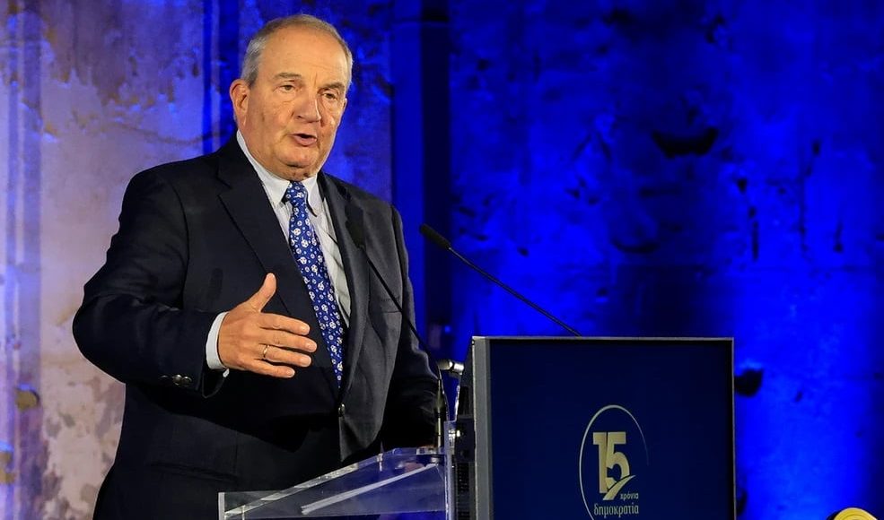 Καραμανλής:-Δεν-αρκεί-να-λέμε-ότι-η-δημοκρατία-υπάρχει-–-Οφείλουμε-να-εξετάζουμε-αν-λειτουργεί-όπως-πρέπει