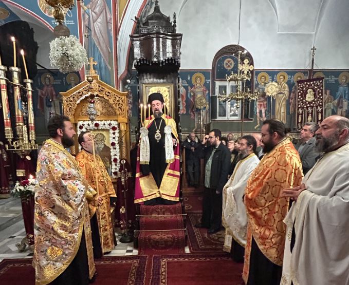 Η-πανήγυρις-της-Αγίας-Άννης-στον-Βόθωνα-Θήρας