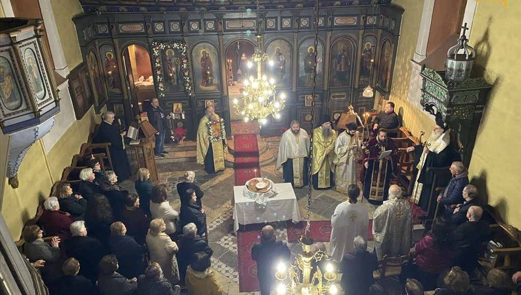 Μητροπολίτης-Άρτης:-«Πίστη-και-απλότητα-ανοίγουν-δρόμους-θαυμάτων»