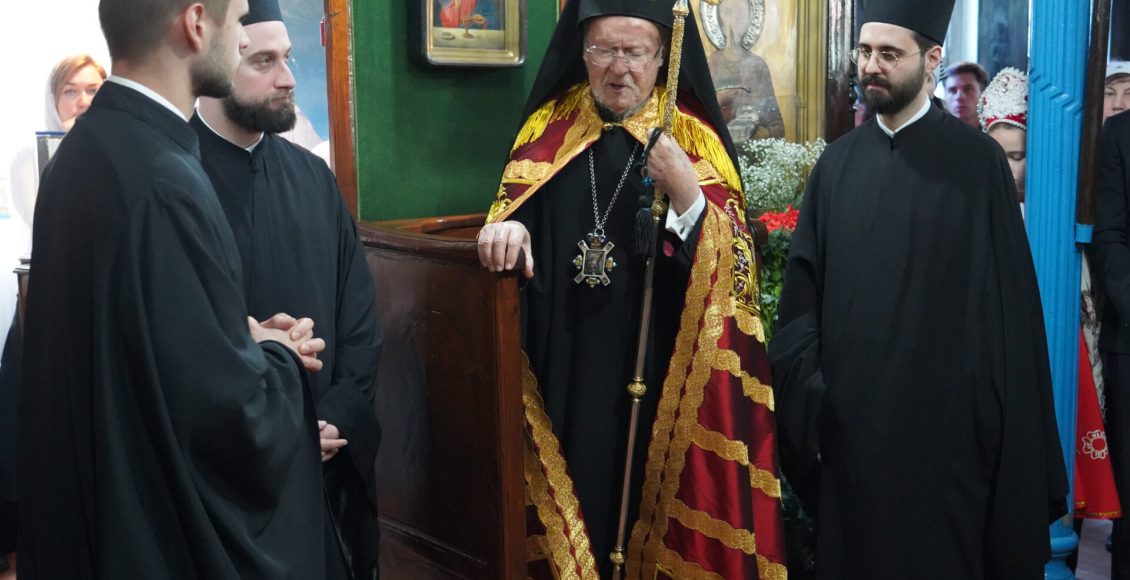 Ο-Οικουμενικός-Πατριάρχης-στο-Ιερό-Βατοπαιδινό-Μετόχι-του-Αγίου-Ανδρέου-στον-Γαλατά