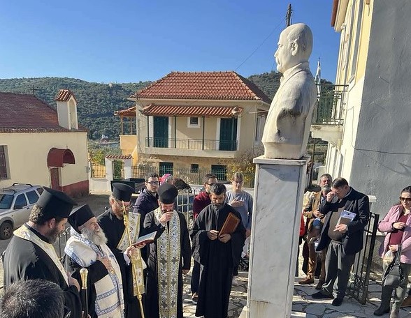 Τρισάγιο-για-τον-ευεργέτη-Σπυρίδωνα-Αλεξανδράκη-τέλεσε-ο-Μητροπολίτης-Μάνης
