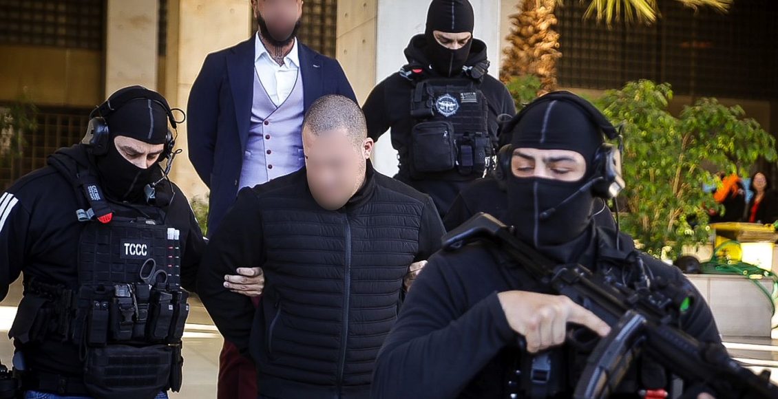 Αποκάλυψη-για-το-διπλό-φονικό-στη-Φοινικούντα:-Πώς-κατέληξε-η-ανακρίτρια-στη-σύλληψη-του-ανιψιού-και-του-επιχειρηματία