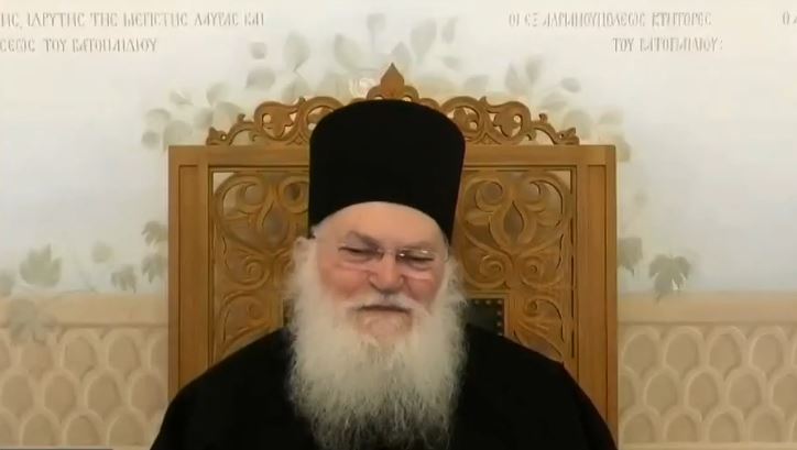 Γέρων-Εφραίμ-Βατοπαιδινός:-«Από-την-φασαρία-του-κόσμου-στο-μυστήριο-του-Σπηλαίου»-(ΒΙΝΤΕΟ)