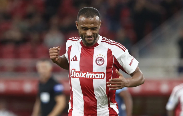 Ολυμπιακός:-Ακόμα-πιο-κοντά-σε-νέο-συμβόλαιο-ο-Ελ-Κααμπί