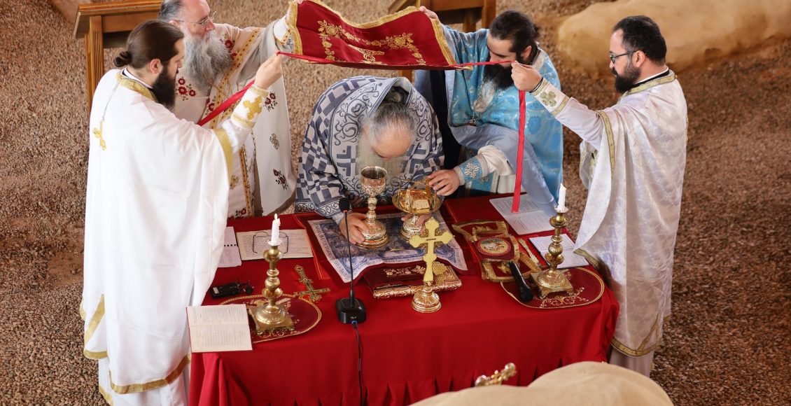 Θεία-Λειτουργία-στον-ιερό-χώρο-της-Άκαμπα-μετά-από-17-αιώνες-(ΦΩΤΟ&ΒΙΝΤΕΟ)