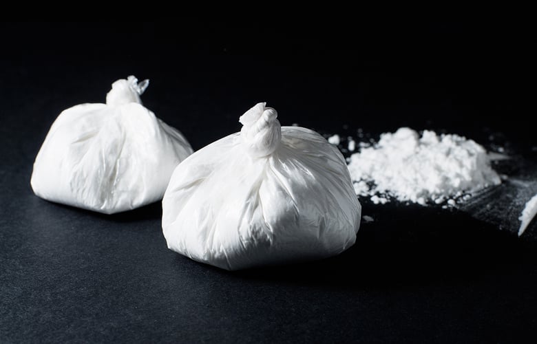 Σκάφος-ελληνικών-συμφερόντων-πιάστηκε-με-μεγάλη-ποσότητα-κοκαΐνης-στον-Ατλαντικό-–-Συνελήφθη-ο-πλοιοκτήτης,-γνωστός-ως-ο-«Έλληνας-Εσκομπάρ»