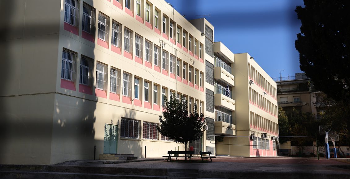 «Αν-δεν-έβαζε-το-χέρι-στην-κοιλιά,-μπορεί-να-μιλούσαμε-για-νεκρό-παιδί»-–-Συγκλονίζει-ο-αιματηρός-καβγάς-μαθητριών-στην-Κυψέλη