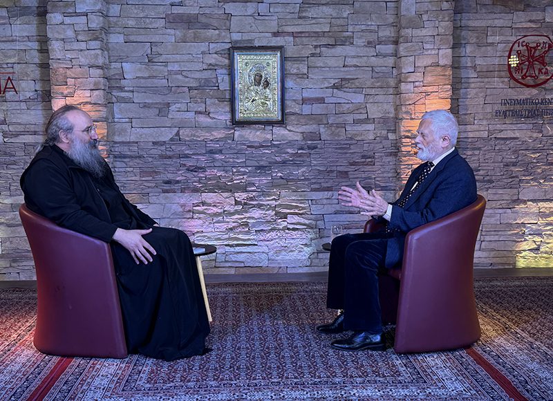 «Στιγμές-πριν-την-άλωση»:-Συζήτηση-στο-«ΕΝΟΡΙΑ-εν-δράσει…»-με-τον-norman-russell