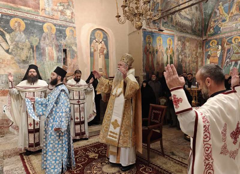 Ο-Μαυροβουνίου-Ιωαννίκιος-στην-καθέδρα-των-Σέρβων-Πατριαρχών-στο-Πέτς