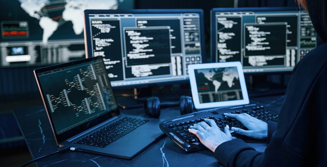 «Πολλοί-στόχοι-του-predator-είναι-και-στόχοι-της-ΕΥΠ»-–-Καταθέσεις-Βαξεβάνη-και-Σουλιώτη-για-τις-υποκλοπές