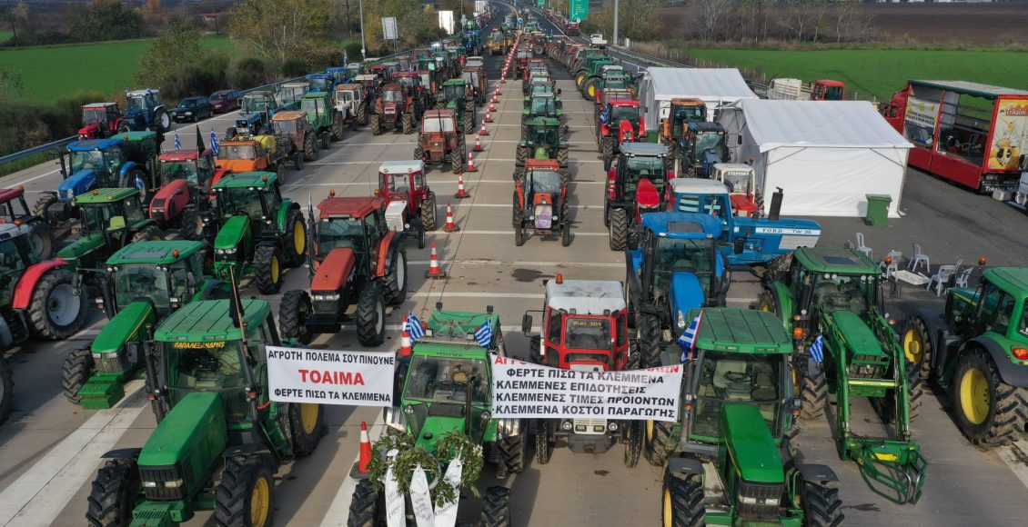 Ανυποχώρητοι-από-τα-μπλόκα-οι-αγρότες-–-Τα-μέτρα-ενίσχυσης-που-εξετάζει-η-κυβέρνηση-–-ertnews.gr