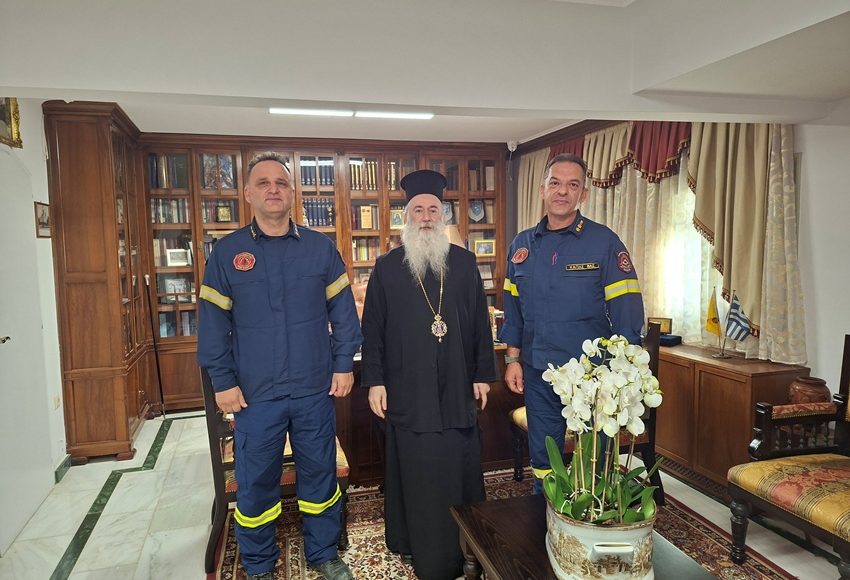 Επίσκεψη-Διοικητών-Πυροσβεστικών-Σωμάτων-στον-Μητροπολίτη-Κορίνθου