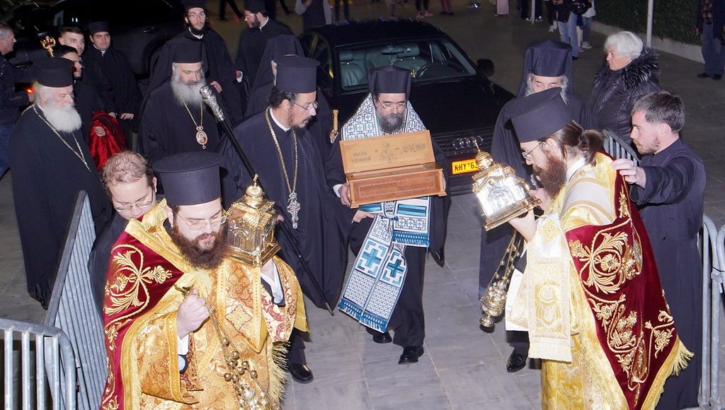 Το-Ιερό-Λείψανο-της-Οσίας-Σοφίας-της-εν-Κλεισούρα-στα-Τρίκαλα,-στην-Αθήνα,-στον-Πειραιά-και-στη-Ναύπακτο