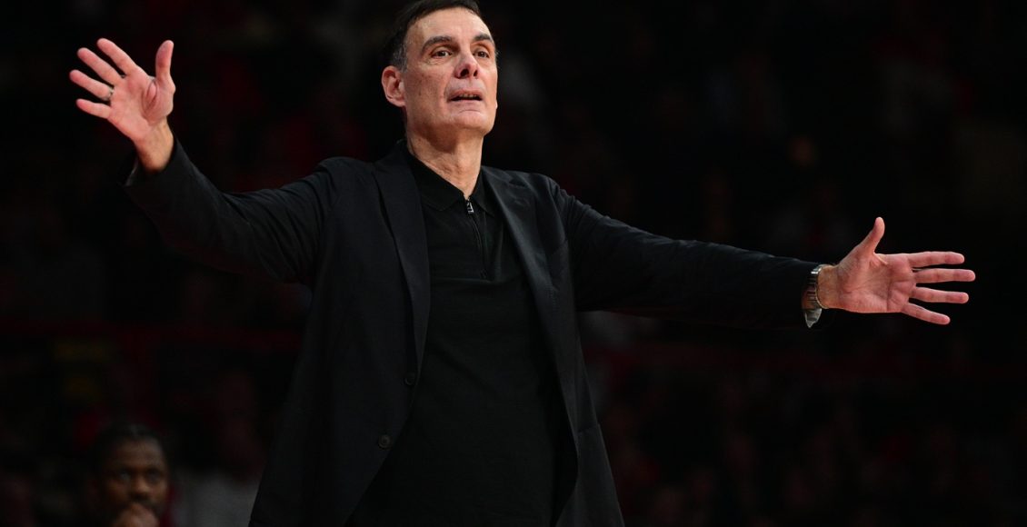 Μπαρτζώκας:-Δεν-ξεχάσαμε-να-παίζουμε-μπάσκετ,-έχουμε-καλούς-παίκτες-–-Είναι-δύσκολη-περίοδος