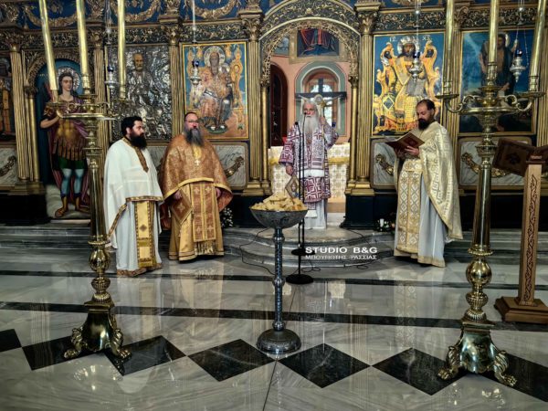 Αρχιερατική-θεία-λειτουργία-για-τους-προστάτες-του-πυροσβεστικού-Σώματος-στον-Αγιο-Νικόλαο-Ναυπλίου