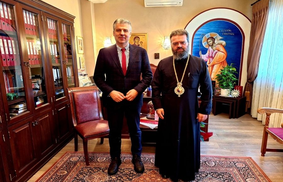 Επίσκεψη-του-Περιφερειάρχη-της-Ανατολικής-Μακεδονίας-και-Θράκης-στον-Μητροπολίτη-Μαρωνείας