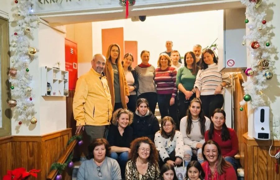 Χριστουγεννιάτικο-στόλισμα-Γηροκομείου-Λέρου