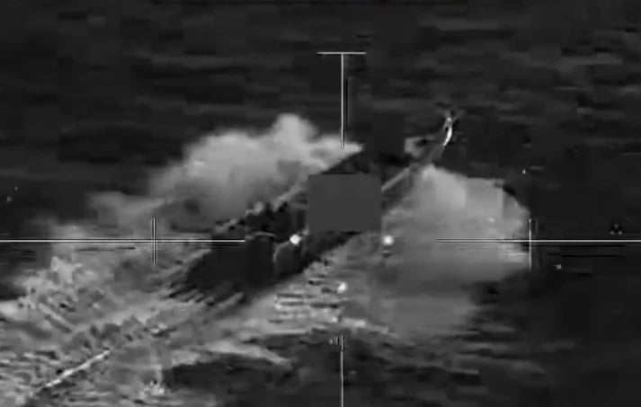 Οι-Αμερικανοί-έπληξαν-κι-άλλο-ταχύπλοο-στον-ανατολικό-Ειρηνικό-–-Τέσσερις-νεκροί