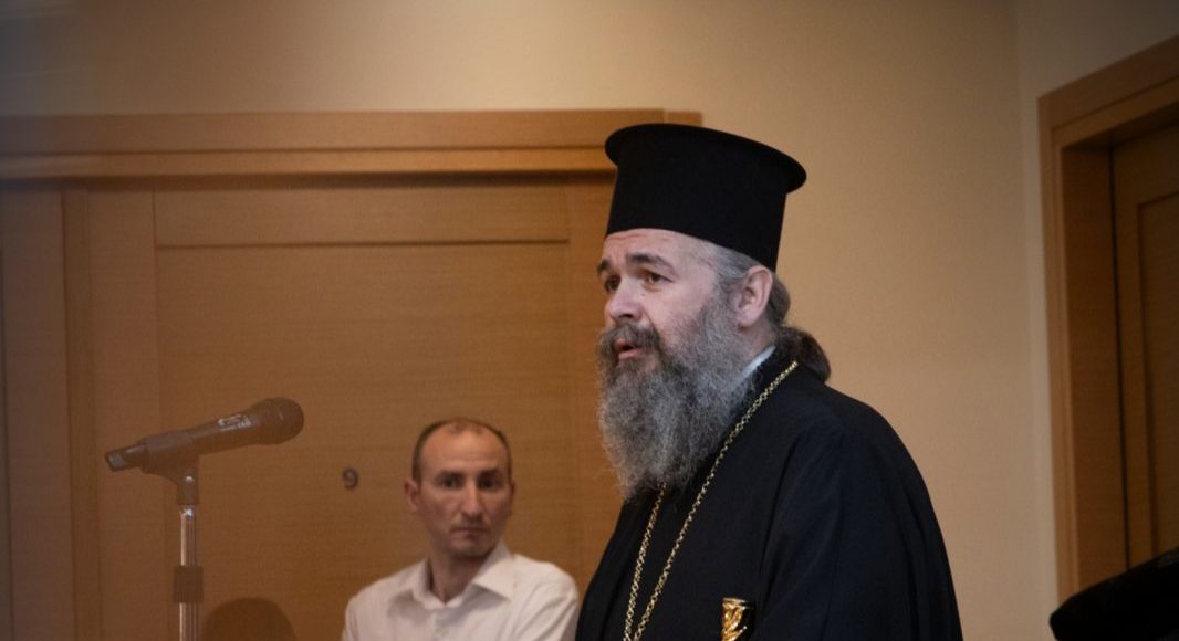 Ομιλία-του-Μητροπολίτου-Ειρηναίου-στη-Σχολή-Γονέων-Φλώρινας-με-θέμα:-«Η-απόσταση-ανάμεσα-στον-γονιό-και-στο-παιδί»