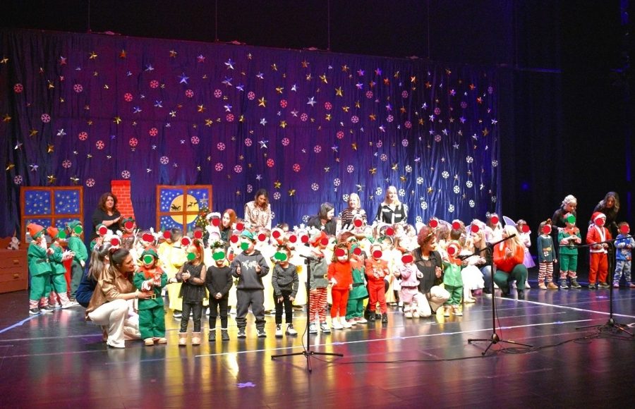 Χριστουγεννιάτικη-εορτή-Βρεφονηπιακών-ΙΜ.-Μαρωνείας-και-13ου-Νηπιαγωγείου-Κομοτηνής