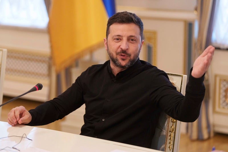 Ο-Ζελένσκι-ευχαριστεί-τους-ηγέτες-της-ΕΕ-οι-οποίοι-συμφώνησαν-χρηματοοικονομική-στήριξη