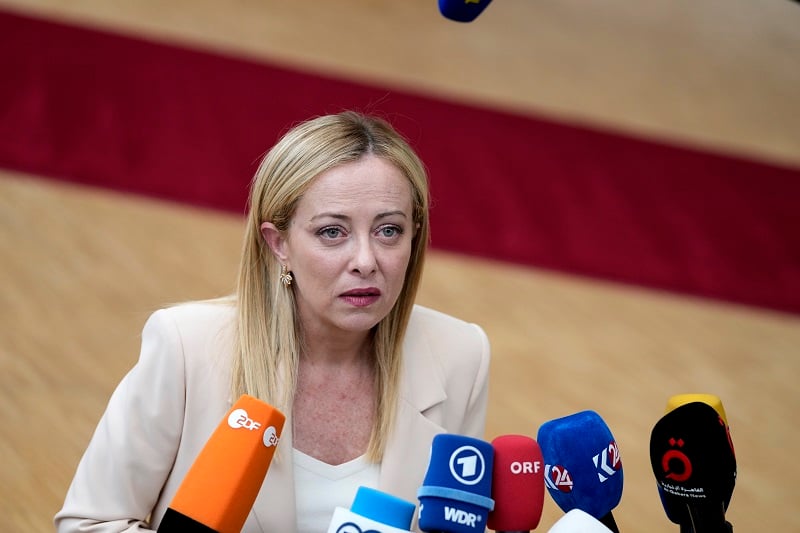 Μελόνι:-«Εξασφαλίσθηκαν-οι-αναγκαίοι-πόροι-για-την-Ουκρανία,-αλλά-με-μια-λύση-που-διαθέτει-στέρεες-βάσεις»