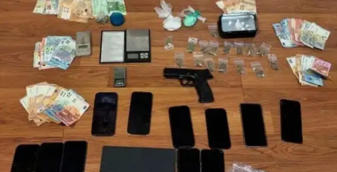 Βίντεο-ντοκουμέντο-από-την-εξάρθρωση-της-οργάνωσης-που-διακινούσε-ναρκωτικά-στα-σχολεία-–-Βασανιστήρια-σε-όσους-δεν-υπάκουαν-τις-εντολές