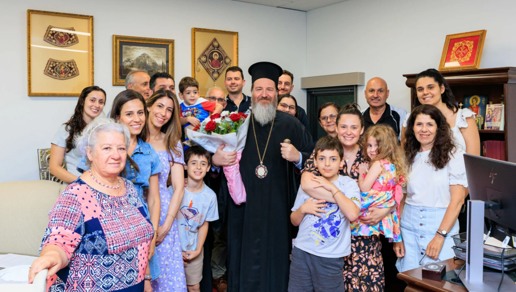 Συνάντηση-του-Επισκόπου-Πέρθης-με-την-Εκκλησιαστική-Επιτροπή-της-Ενορίας-Αγίων-Κωνσταντίνου-και-Ελένης