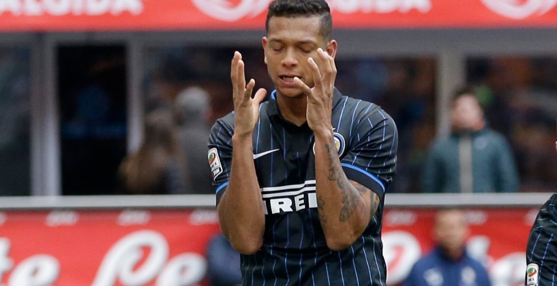 Συγκλονίζει-ο-Γκουαρίν:-Οι-3-απόπειρες-αυτοκτονίας,-η-επίθεση-στον-πατέρα-του,-οι-70-μπύρες-καθημερινά-και-η-συνάντηση-με-τα-παιδιά-του