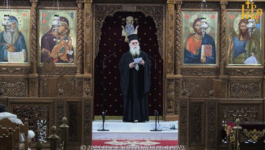 Άρτα:-Εκκλησιασμός-μαθητών-στον-Ναό-Αγίου-Μαξίμου-του-Γραικού