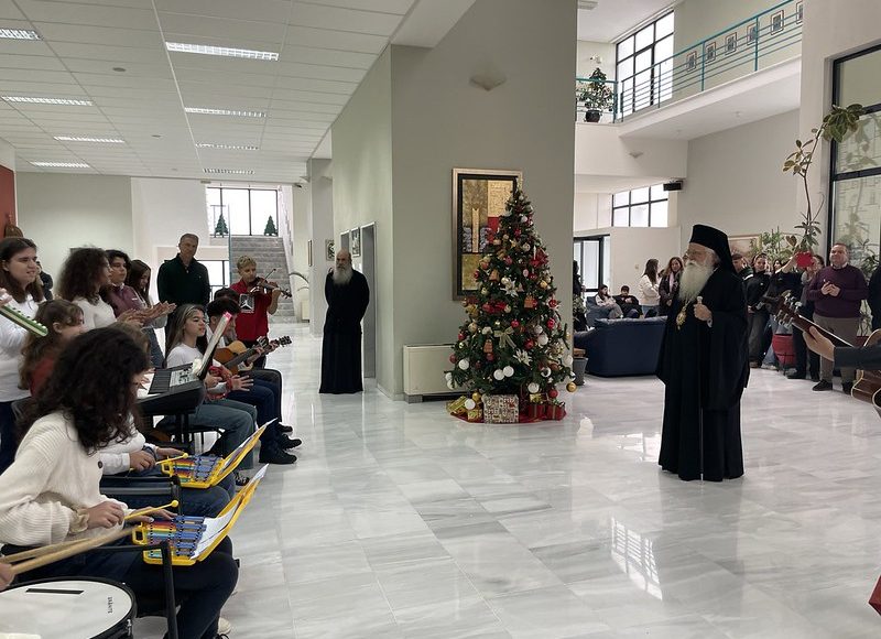 Τα-«έψαλαν»-στον-Μητροπολίτη-Δημητριάδος-Ιγνάτιο