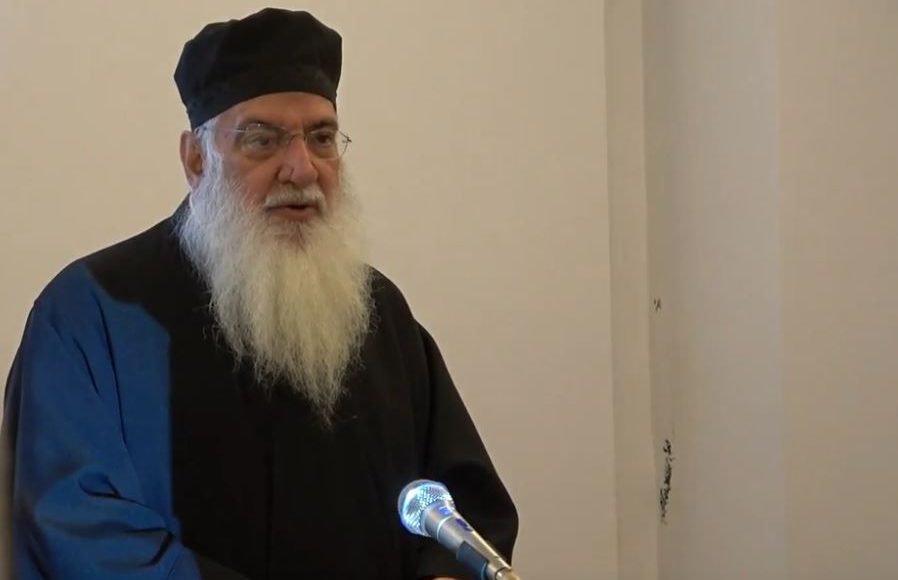 Ο-Ναϊρόμπι-Μακάριος-στο-ope.gr-για-τα-Χριστούγεννα-στην-Αφρική