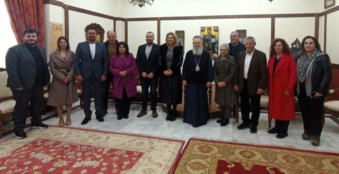 Η-Δήμαρχος-και-οι-Αντιδήμαρχοι-του-Δήμου-Χαλκιδαίων-στον-Μητροπολίτη-Χρυσόστομο