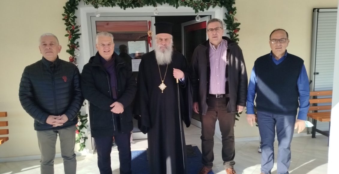 Επίσκεψη-Περιφερειάρχη-Πελοποννήσου-στο-Δεκαζειο-Γηροκομείο-και-ποιμαντικές-επισκέψεις-του-Μητροπολίτη-Μαντινείας