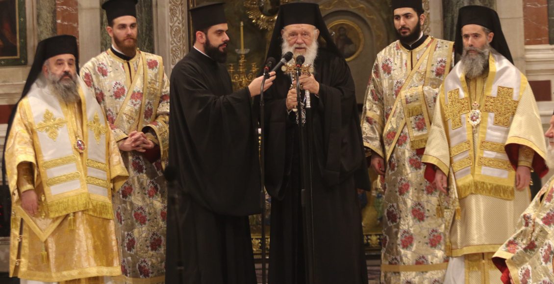 Αρχιεπίσκοπος-Ιερώνυμος:-Η-εορτή-της-Γεννήσεως-του-Χριστού-γίνεται-και-εορτή-του-αληθινού-ανθρώπου-–-mήνυμα-Αρχιεπισκόπου-Ιερωνύμου-για-συνεργασία-και-κοινή-προσπάθεια-–-Η-Θεία-Λειτουργία-των-Χριστουγέννων-στη-Μητρόπολη-Αθηνών