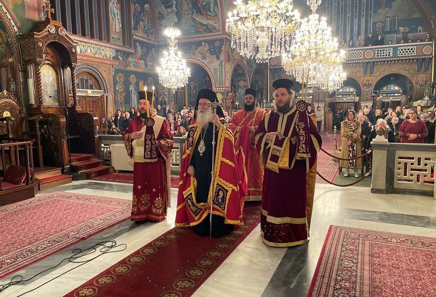 Η-εορτή-των-Χριστουγέννων-στην-Μητρόπολη-Κορίνθου