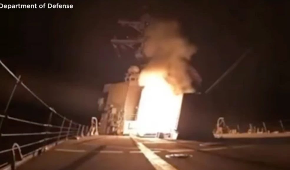 oι-ΗΠΑ-εξαπέλυσαν-βομβαρδισμούς-στη-Νιγηρία-εναντίον-του-Ισλαμικού-Κράτους-–-«Οι-τζιχαντιστές-σκοτώνουν-αθώους-χριστιανούς»-λέει-ο-Τραμπ