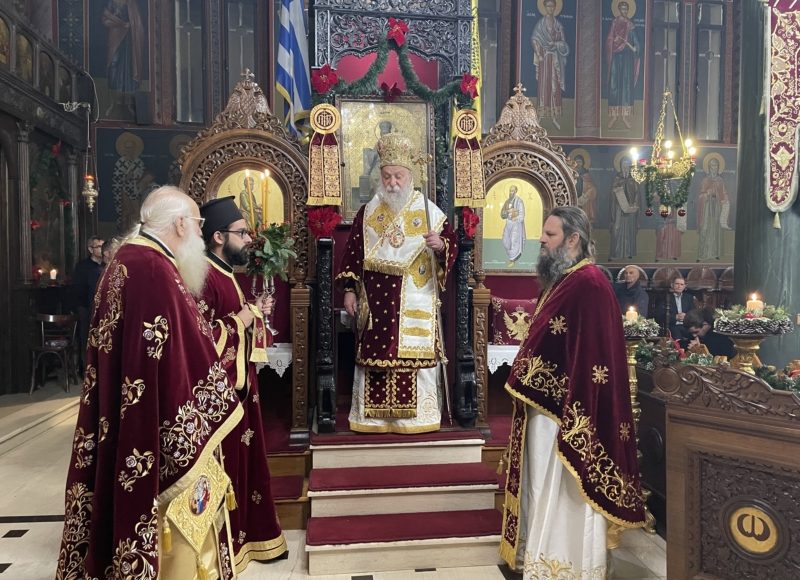 Η-εορτή-των-Χριστουγέννων-στον-Μητροπολιτικό-Ναό-Γρεβενών