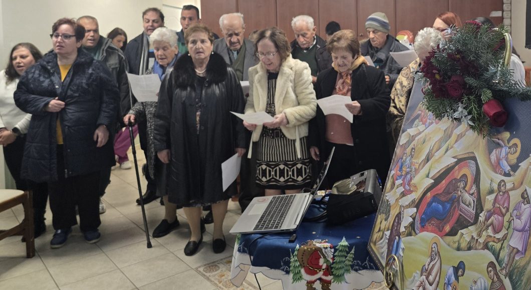 Μήνυμα-αγάπης-και-ελπίδας-στη-χριστουγεννιάτικη-γιορτή-του-Ασύλου-Ανιάτων-Γαστούνης