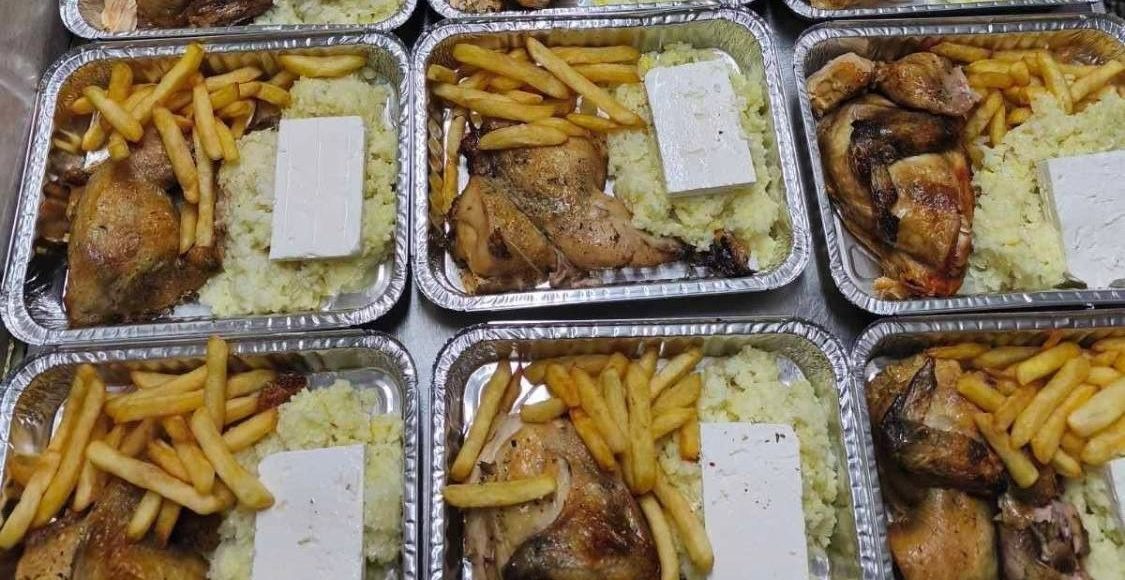 1000-Χριστουγεννιάτικα-γεύματα-από-την-Μητρόπολη-Καστορίας