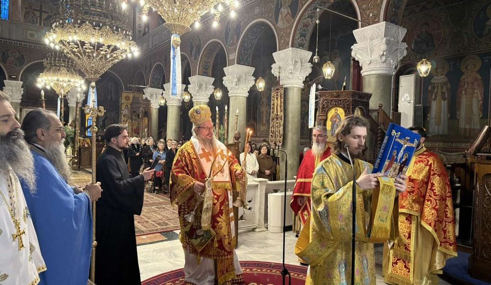 Δεύτερη-ημέρα-των-Χριστουγέννων-στον-Ιερό-Ναό-Αγίων-Κωνσταντίνου-και-Ελένης-Λαρίσης